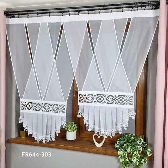 Schiebegardinen Set in V-Form mit weißem Ajour-Einsatz und Rüsche – Modell FR644-303